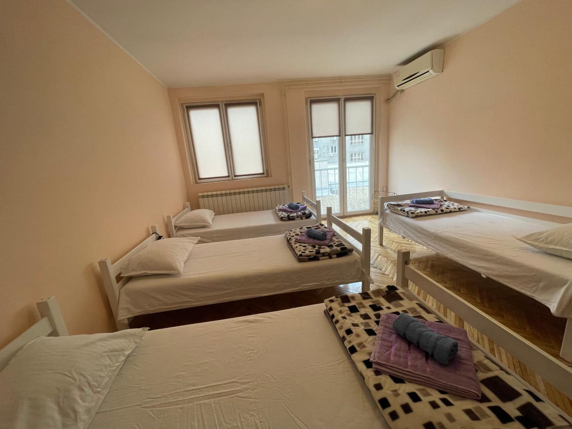 Bg Sunflower Apartment Belgrád Kültér fotó